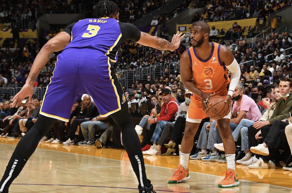 场上拼杀 场上拼杀